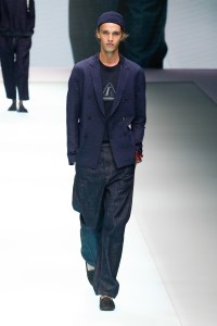 Emporio Armani RTW Spring 2022