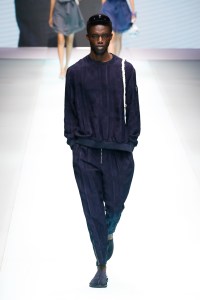 Emporio Armani RTW Spring 2022