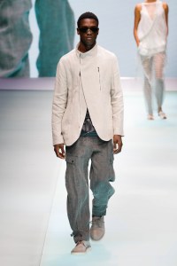 Emporio Armani RTW Spring 2022