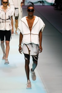 Emporio Armani RTW Spring 2022