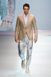 Emporio Armani RTW Spring 2022
