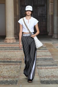 Genny RTW Spring 2022