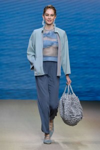 Giorgio Armani RTW Spring 2022