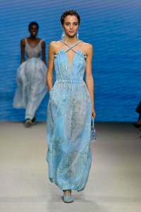 Giorgio Armani RTW Spring 2022