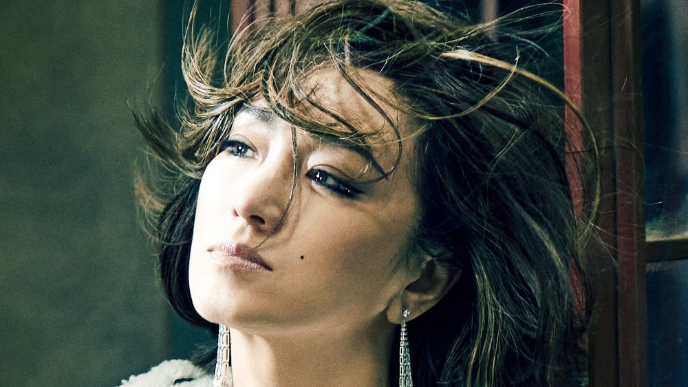 Gong Li wearing Cartier high jewelry