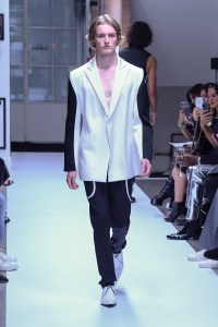 Kaushik Velendra RTW Spring 2022