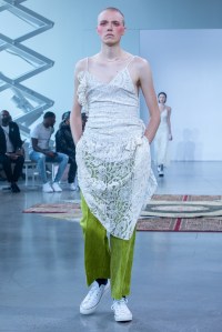 Kenneth Nicholson RTW Spring 2022