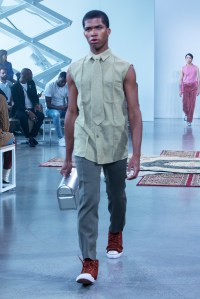 Kenneth Nicholson RTW Spring 2022
