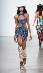 Kim Shui RTW Spring 2022