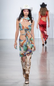 Kim Shui RTW Spring 2022