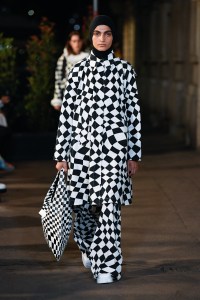 MM6 Maison Margiela RTW Spring 2022