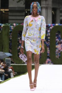 Moschino RTW Spring 2022