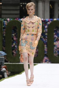 Moschino RTW Spring 2022
