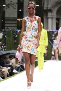 Moschino RTW Spring 2022