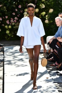 Michael Kors RTW Spring 2022