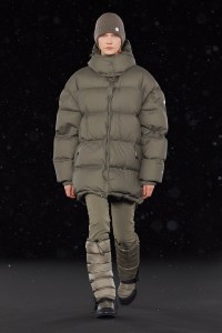 Moncler 4 Hyke RTW Spring 2022