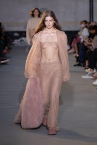 N.21 RTW Spring 2022