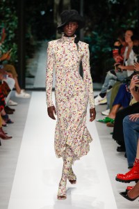 Philosophy di Lorenzo Serafini RTW Spring 2022