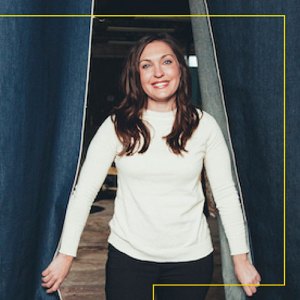 In an industry swept up in synthetic dyes, Sarah Bellos is proving that it is possible to build a scalable source for natural indigo.
