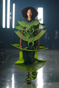 Ryunosuke Okazaki RTW Spring 2022