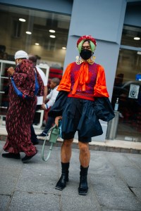 Street Style at Paris Fashion Week Spring 2022