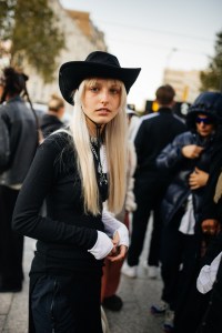 Street Style at Paris Fashion Week Spring 2022