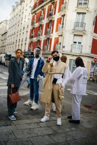 Street Style at Paris Fashion Week Spring 2022