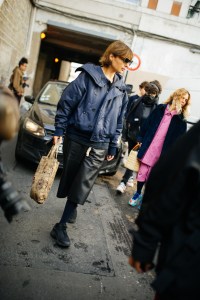 Street Style at Paris Fashion Week Spring 2022