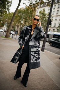 Street Style at Paris Fashion Week Spring 2022