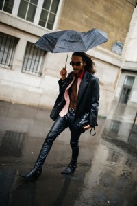 Street Style at Paris Fashion Week Spring 2022