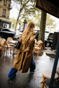 Street Style at Paris Fashion Week Spring 2022