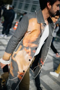 Street Style at Paris Fashion Week Spring 2022