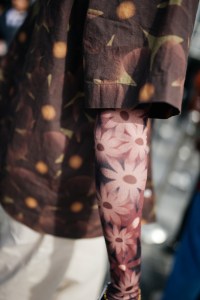 Street Style at Paris Fashion Week Spring 2022