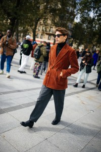 Street Style at Paris Fashion Week Spring 2022