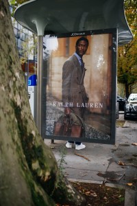 Street Style at Paris Fashion Week Spring 2022