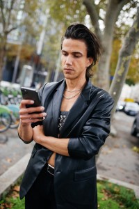 Street Style at Paris Fashion Week Spring 2022