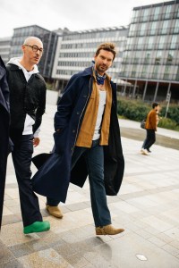 Street Style at Paris Fashion Week Spring 2022