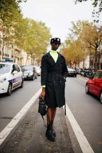 Street Style at Paris Fashion Week Spring 2022