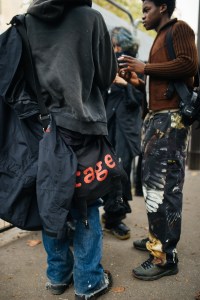 Street Style at Paris Fashion Week Spring 2022