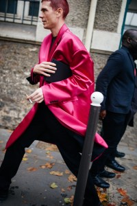 Street Style at Paris Fashion Week Spring 2022