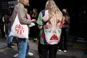 Street Style at London Fashion Week Spring 2022