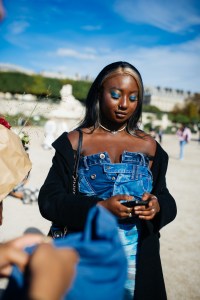Street Style at Paris Fashion Week Spring 2022