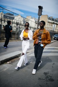 Street Style at Paris Fashion Week Spring 2022