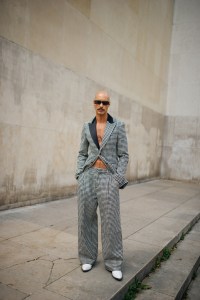 They Are Wearing: Paris Fashion Week Spring 2022