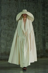 Uma Wang RTW Spring 2022