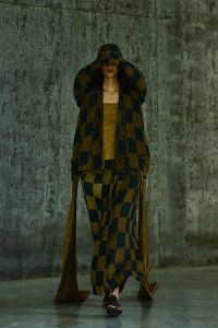 Uma Wang RTW Spring 2022