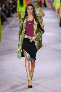 Versace RTW Spring 2022