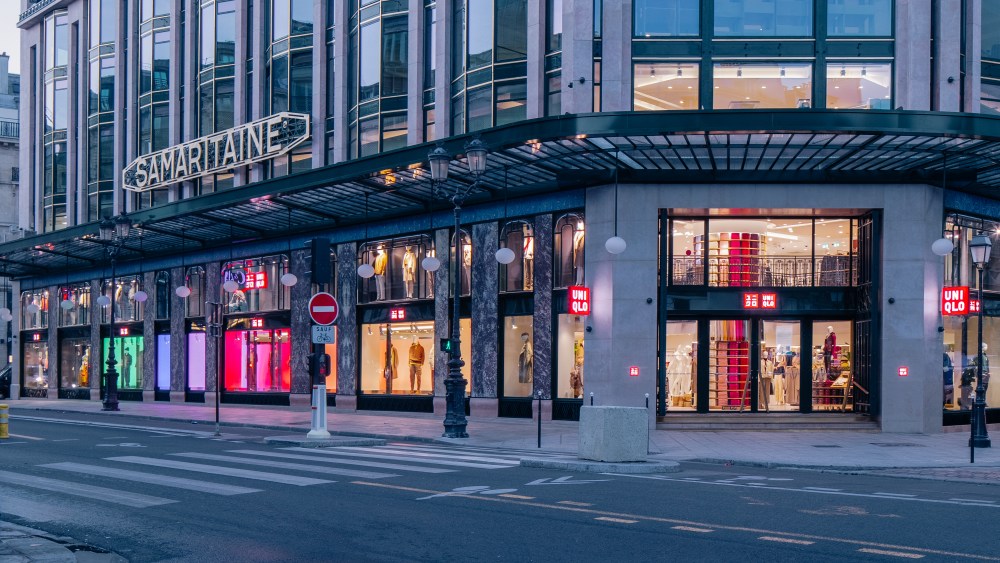 Uniqlo Rivoli facade