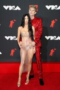 NEW YORK, NEW YORK - SEPTEMBER 12: (L-R) Megan Fox and Machine Gun Kelly attend the 2021 MTV Video Music Awards at Barclays Center on September 12, 2021 in the Brooklyn borough of New York City. (Photo by Astrid Stawiarz/WireImage)