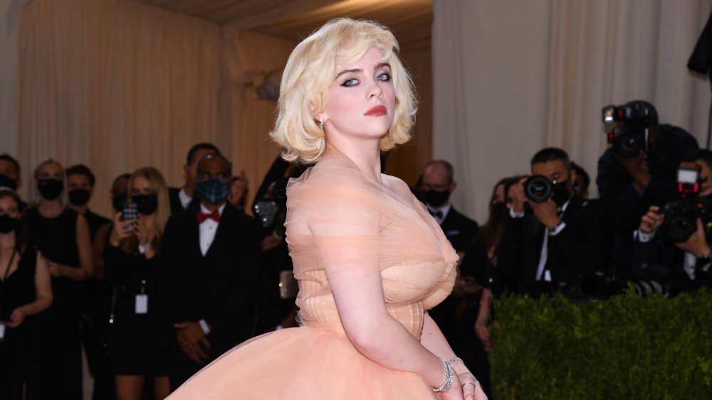 2021 Met Gala: Billie Eilish Red Carpet Look